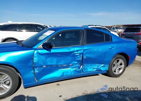 2023 Dodge Charger Sxt z USA, uszkodzony, nr VIN 2C3CDXBG4PH700389